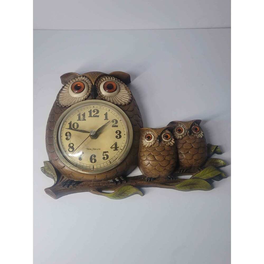 Vintage 1972 Burwood New Haven Owl Family Wall Clock 3 Owls - Untested